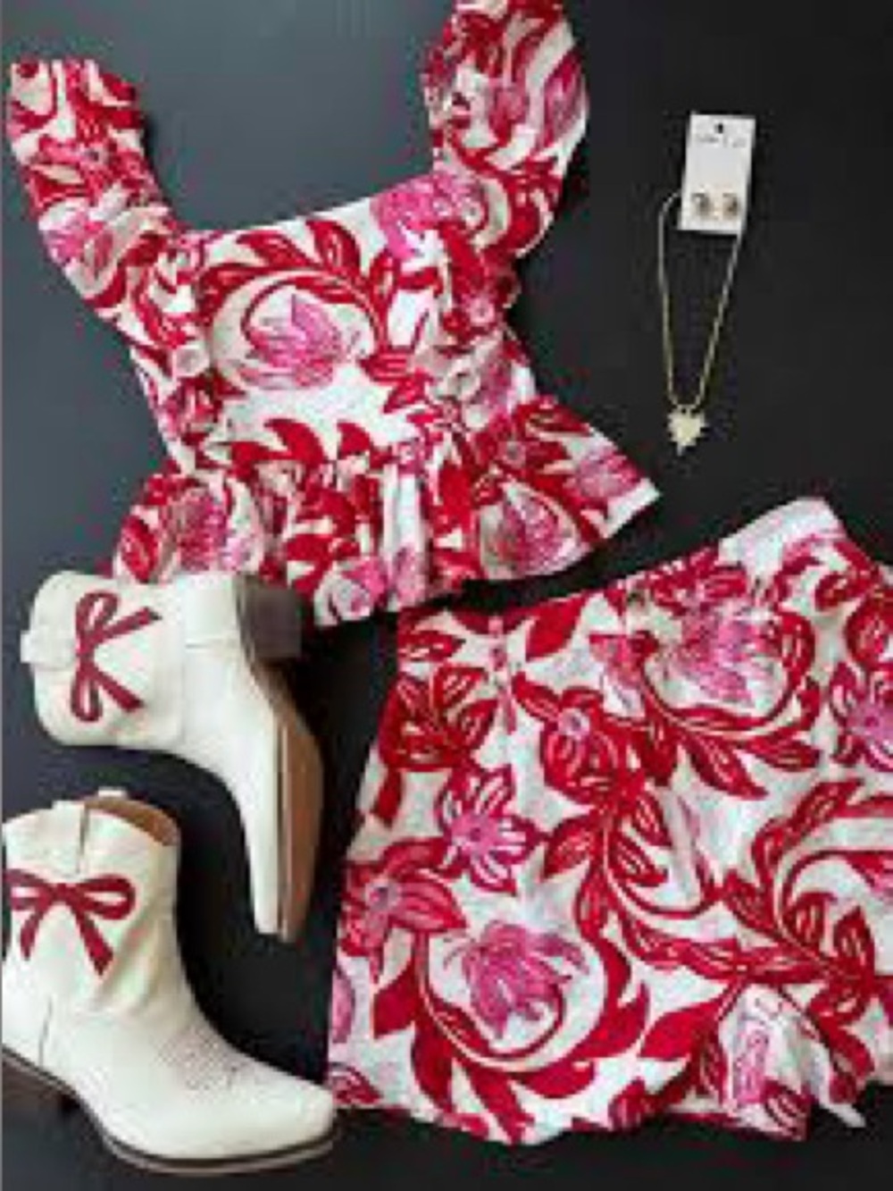 NWT Entro Women's Red, Pink, & White Printed Sleeveless Top and Shorts Set